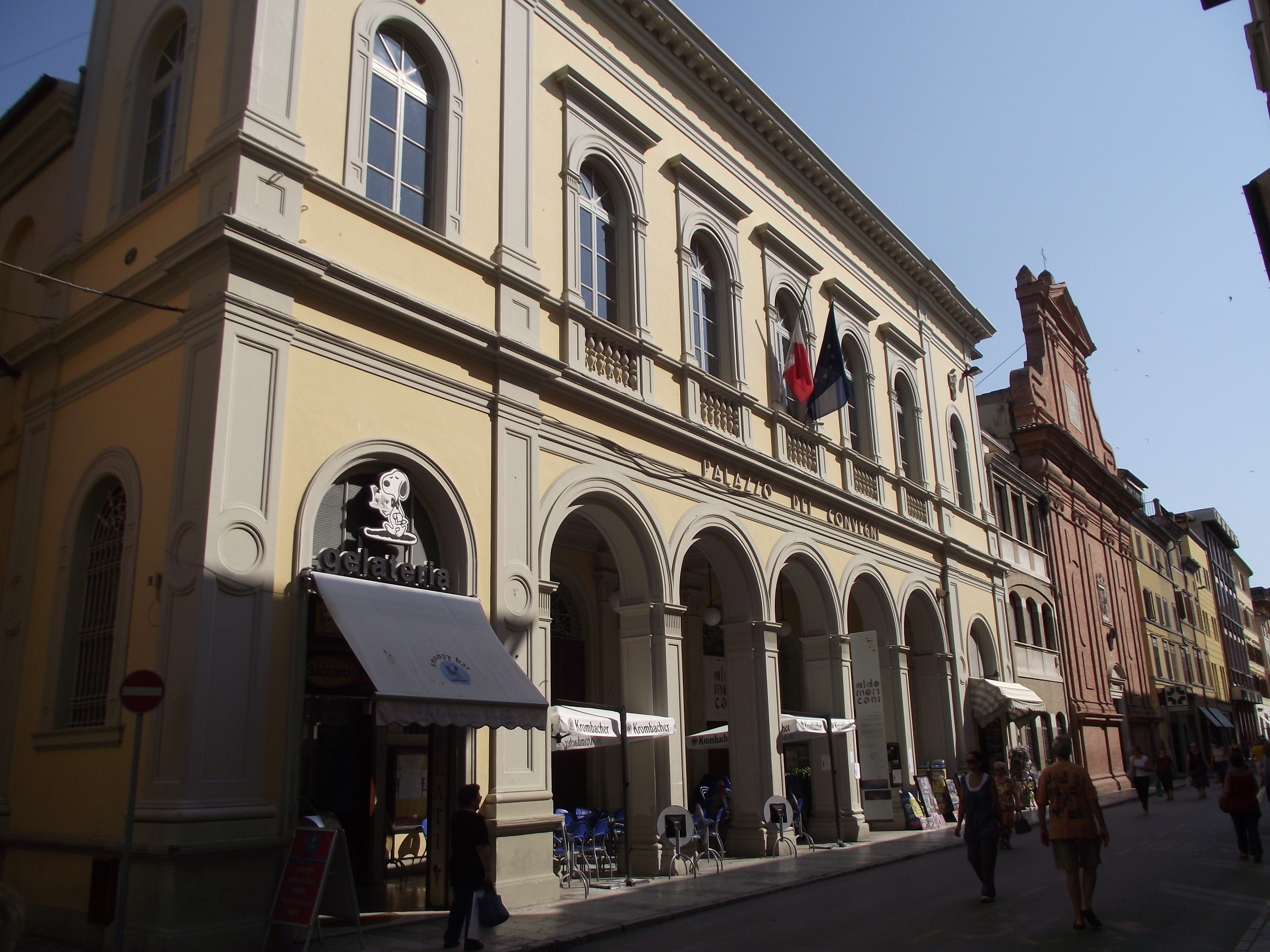 Facciata del Palazzo dei Convegni